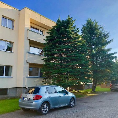 Wind Rose Apartment Kuressaare Exterior foto